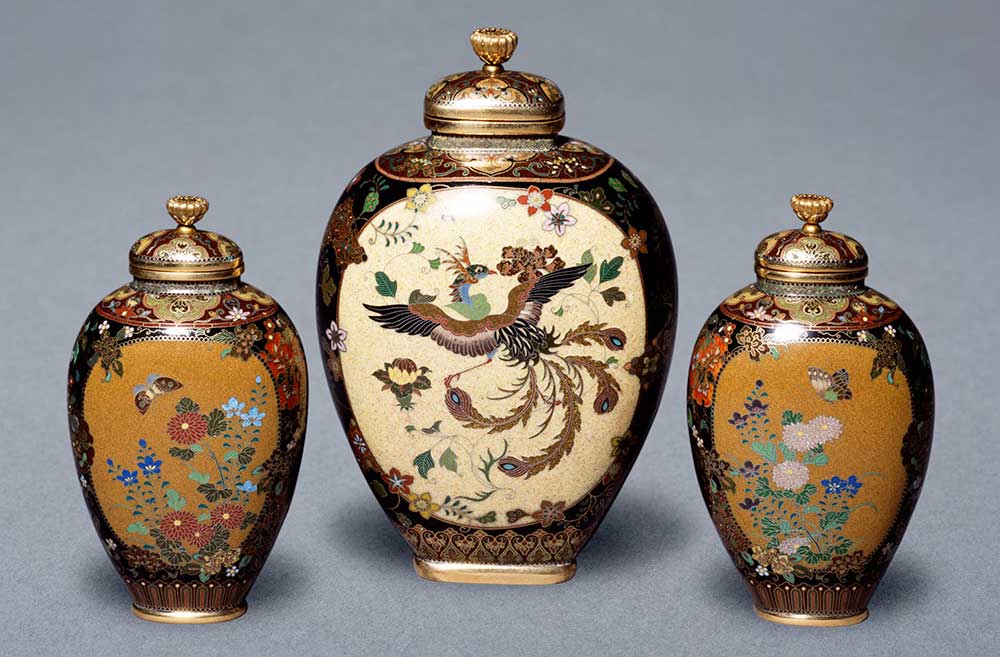 Original image from http://www.vam.ac.uk/content/articles/h/history-of-cloisonne-enamels-in-japan-1838-1871/